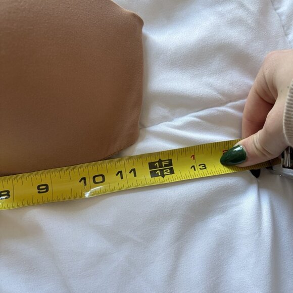 Victoria’s Secret Womens Size 34D Nude Tan Bandeau Bra No Straps Padded - Picture 3 of 9